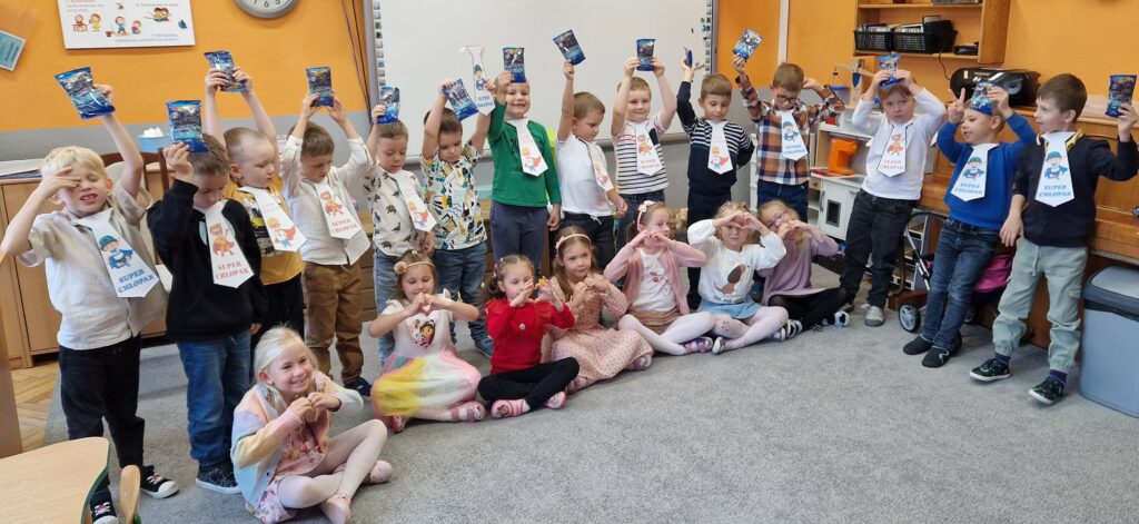 Zdjęcie grupowe Starszaków w dniu chłopaka.