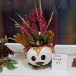 Prace plastyczne z materiałów przyrodniczych.