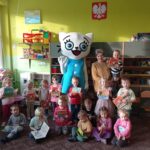 zdjęcie grupowe z Kicią Kocią