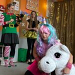 rodzice przebrani za postacie z bajek